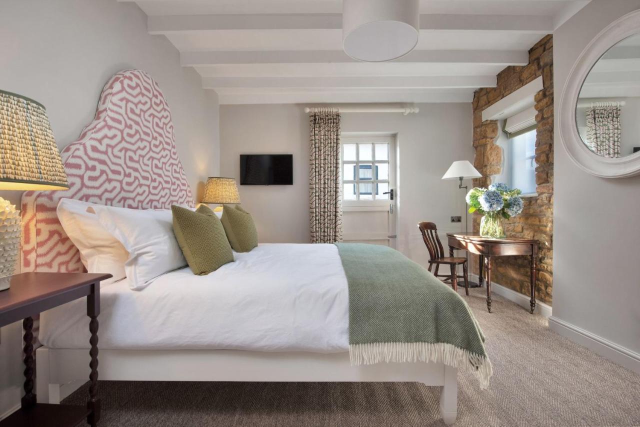 The Nevill Arms Hotel Medbourne ภายนอก รูปภาพ