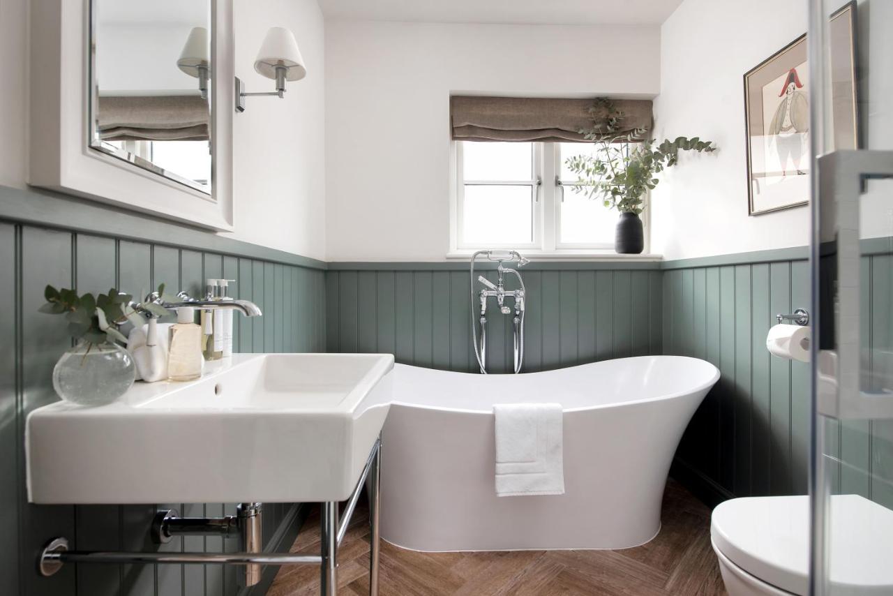 The Nevill Arms Hotel Medbourne ภายนอก รูปภาพ
